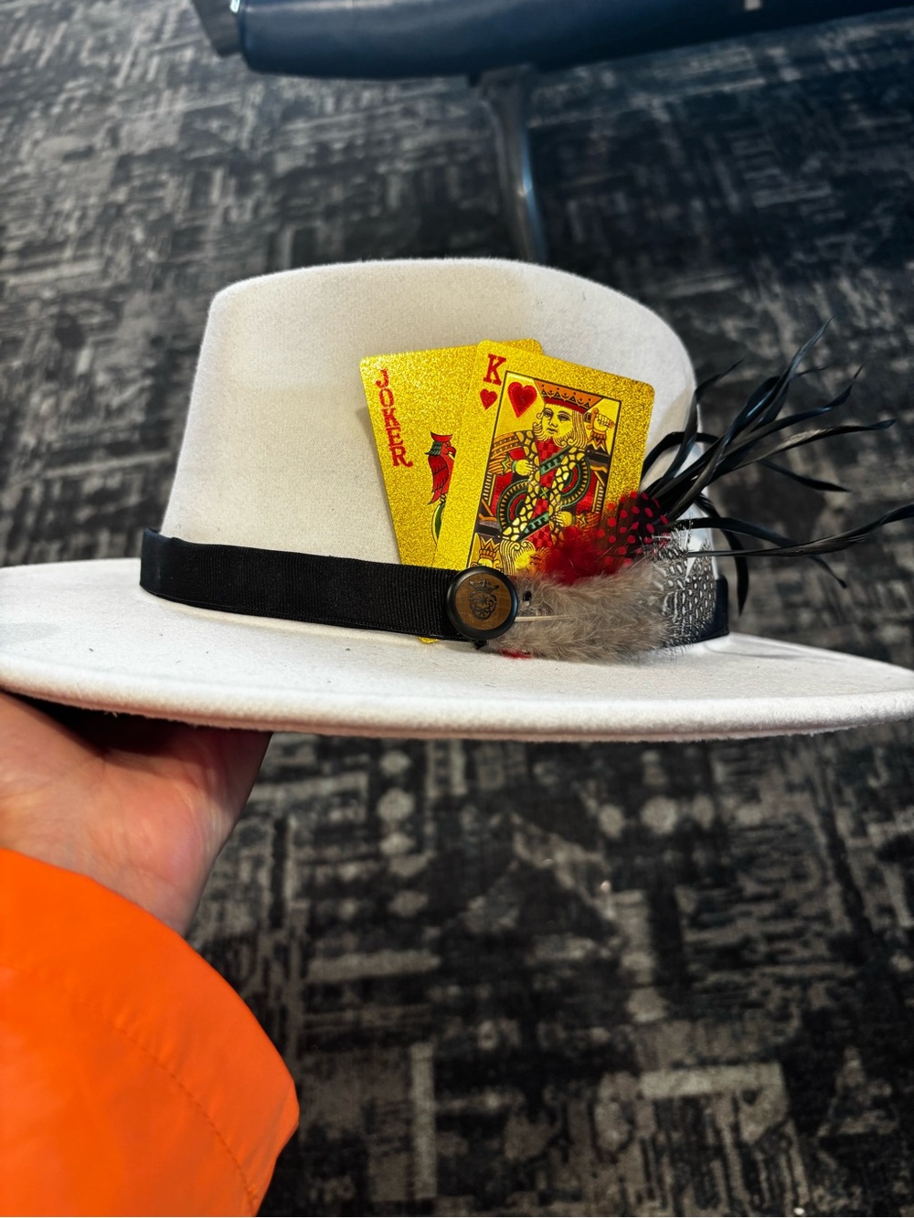 Men’s House of Cards custom white fedora